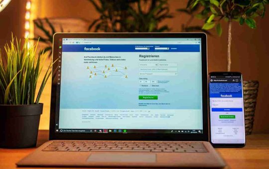 applicazioni truffa su facebook