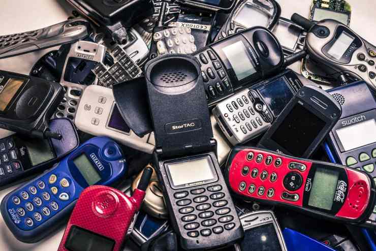 vecchi telefoni cellulari