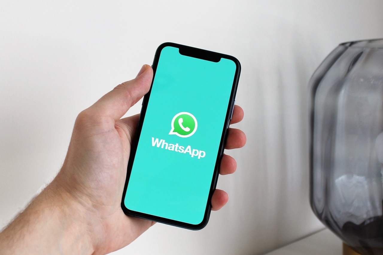 whatsapp iphone