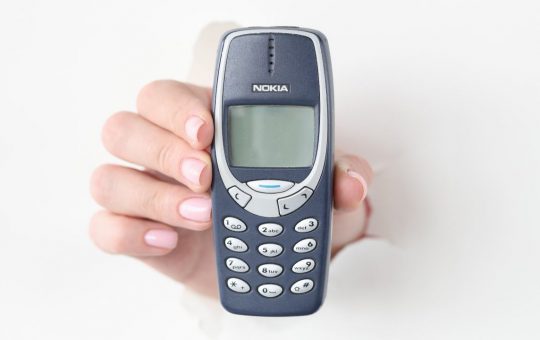 Il mitico Nokia 3310. - Solofinanza.it