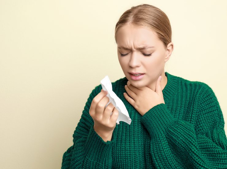 Tra i sintomi a cui fare attenzione c'è la difficoltà a respirare. - Solofinanza.it