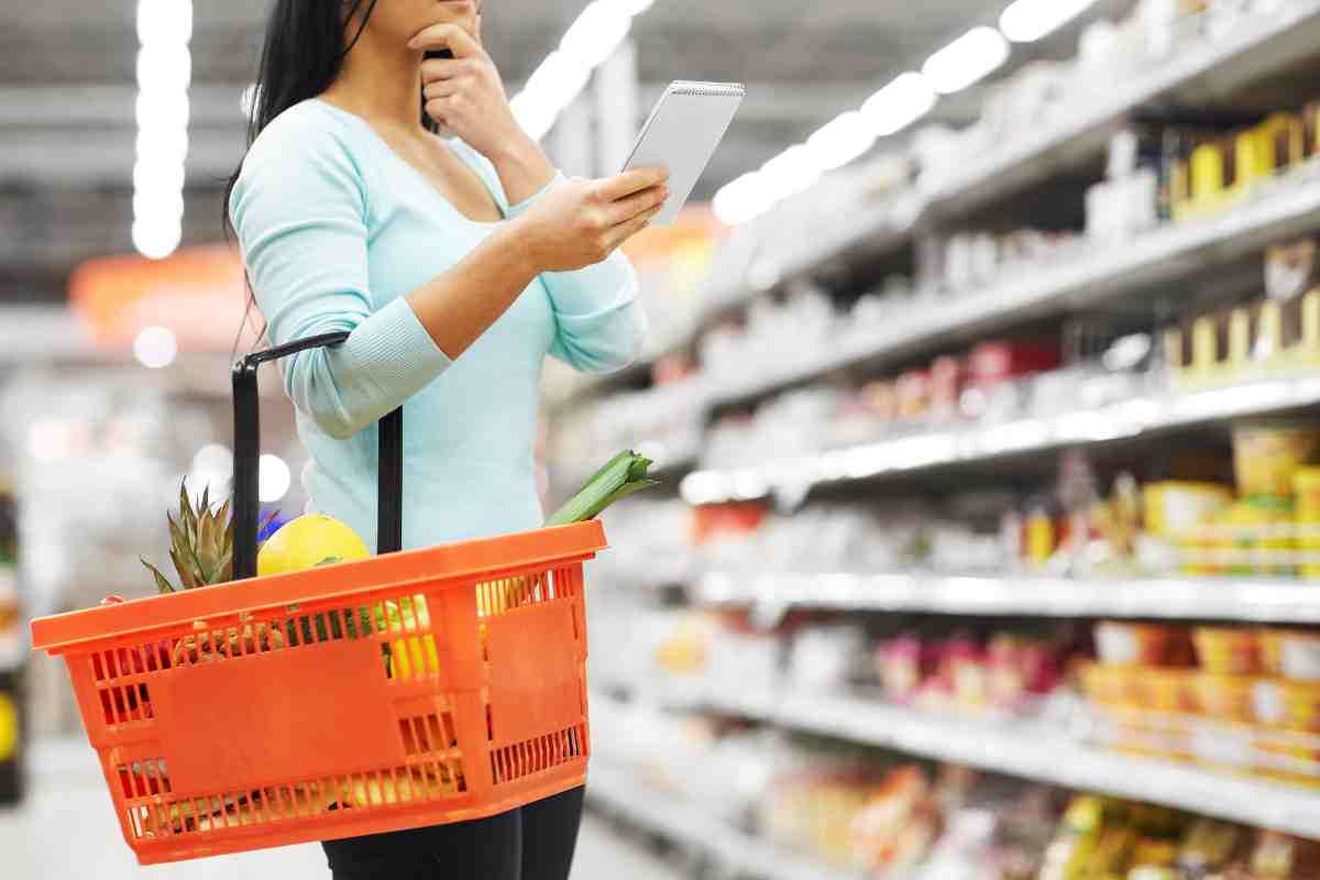 Cibi da non acquistare al supermercato: attenzione alla salute