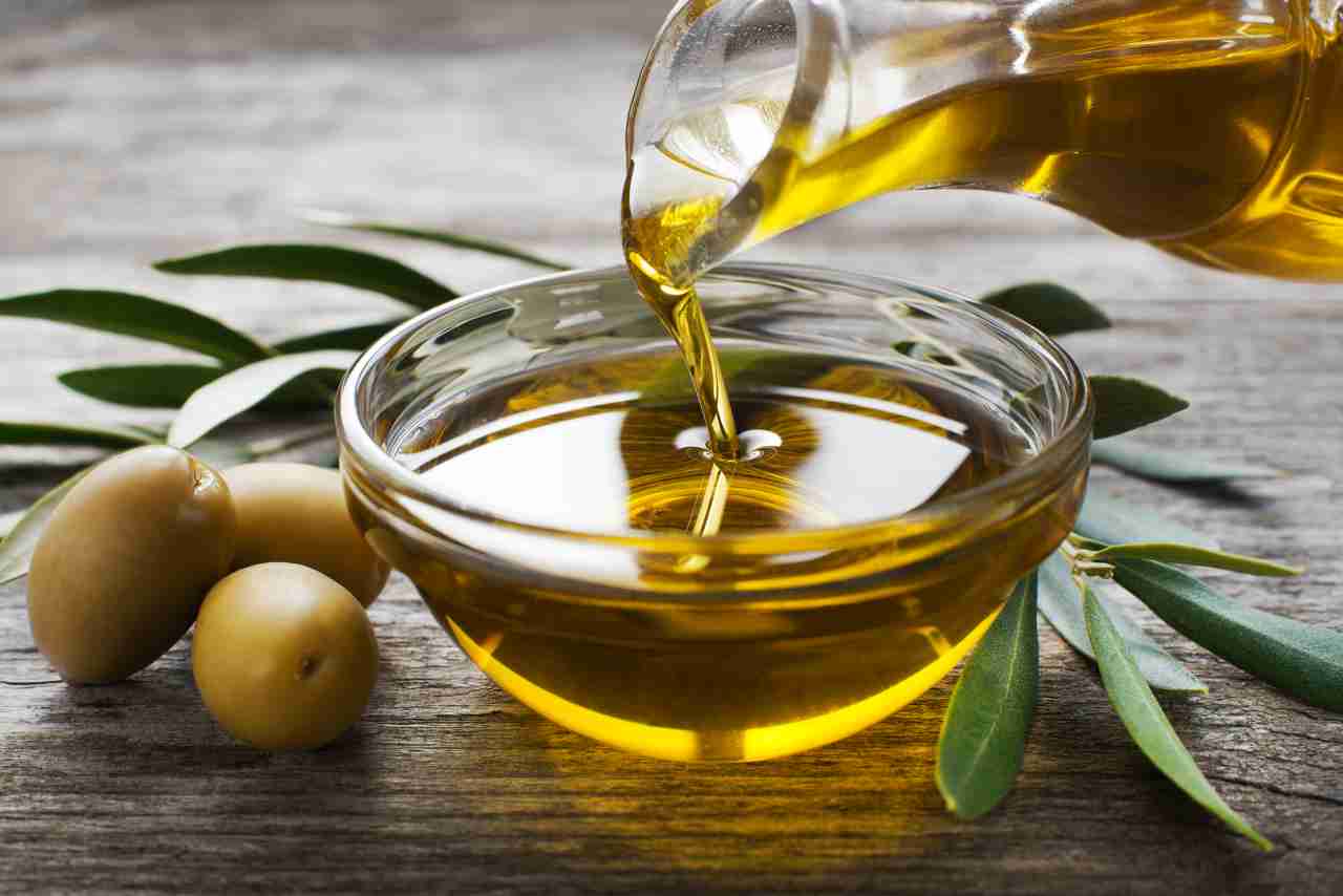 olio di oliva: proprietà e benefici per la salute