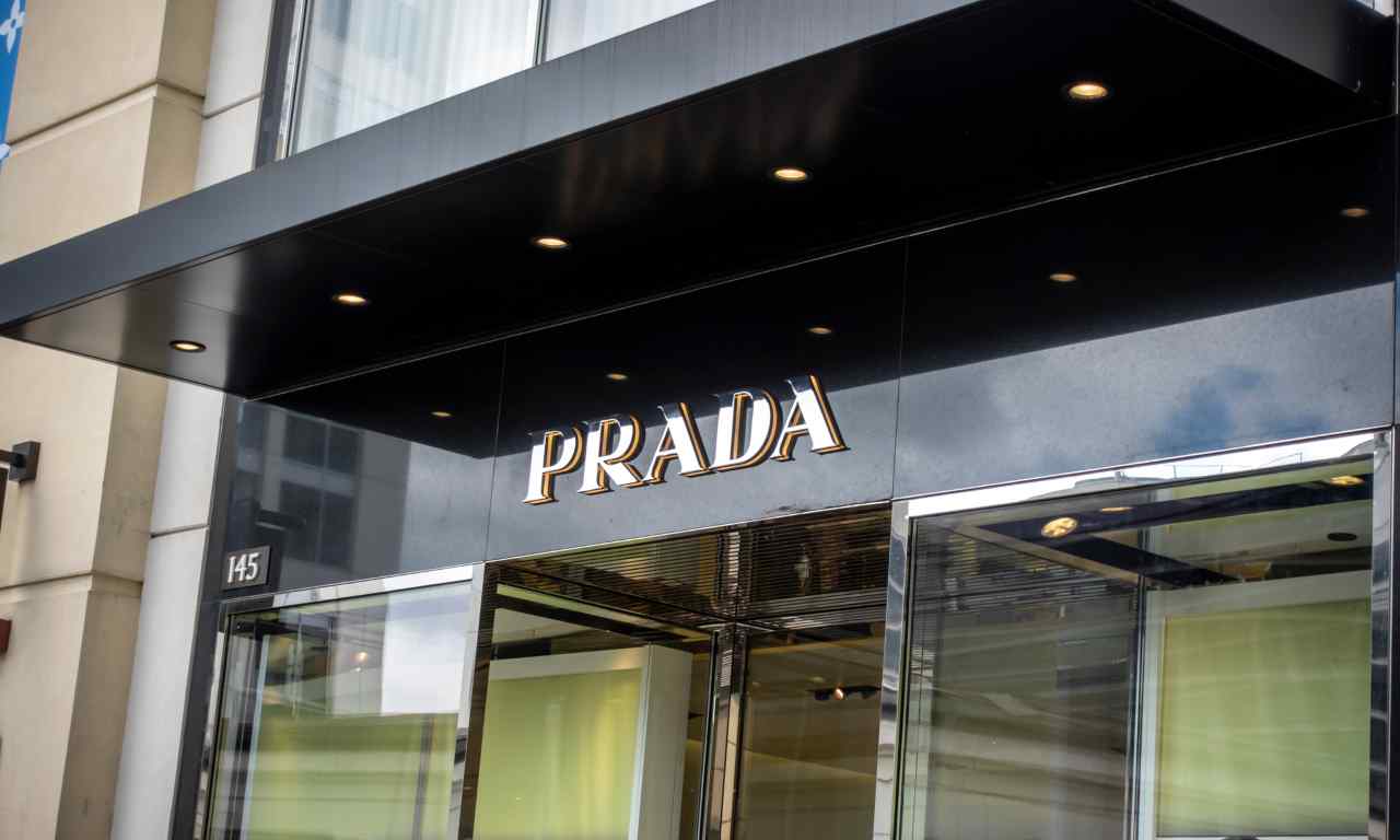  Prada-le-assunzioni-sono-obbligatorie-tantissime-posizioni-aperte-in-questi-Comuni-Il-posto-sar-tuo-a-queste-condizioni